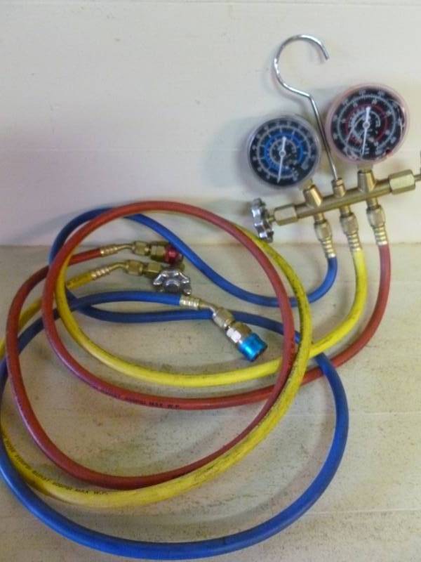 lot 245 image: Freon Hose Assembly