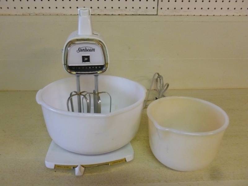 lot 247 image: Kitchen Mixer