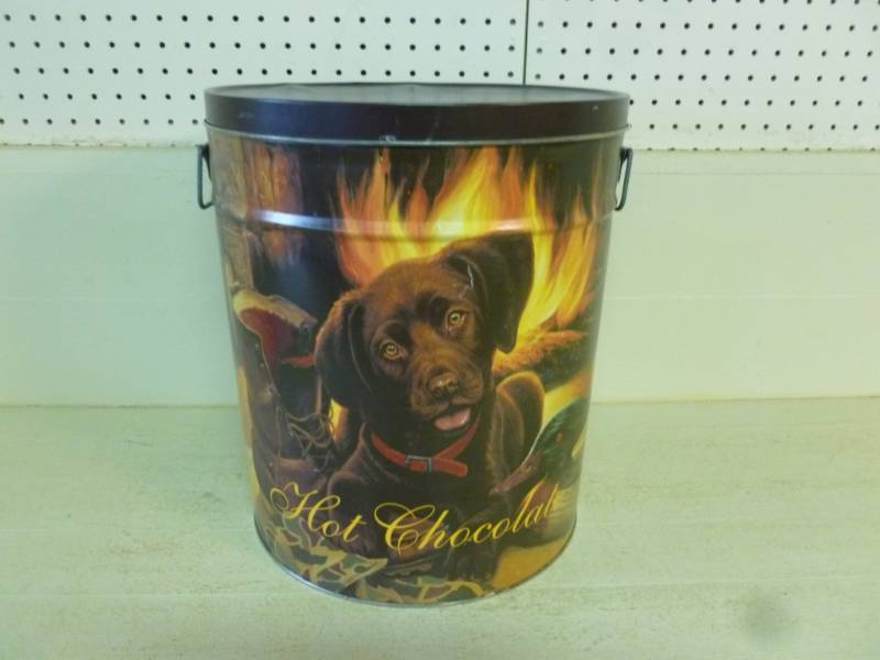 lot 255 image: Metal Container