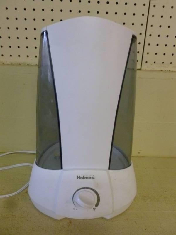 lot 261 image: Humidifier