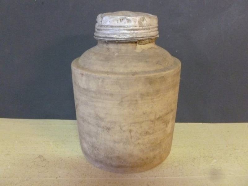 lot 280 image: Crock Jar