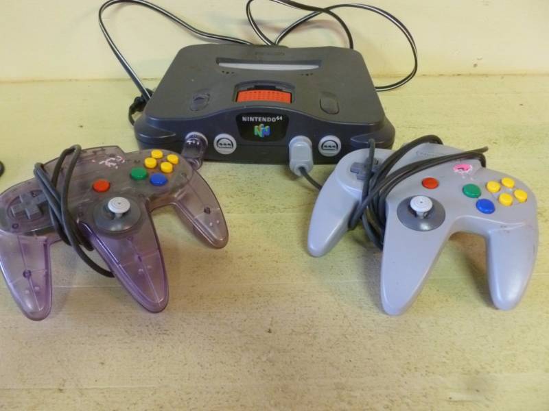 lot 288 image: Nintendo 64 Game Console