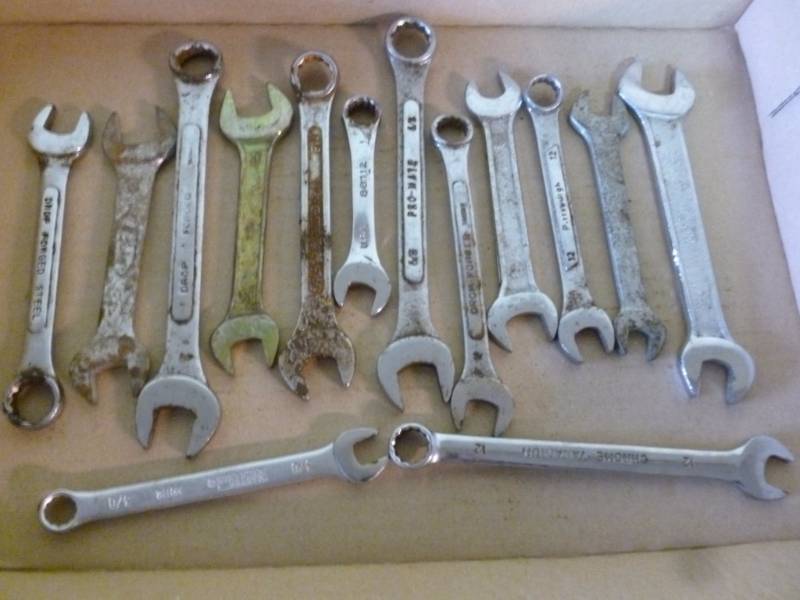 lot 301 image: Tools
