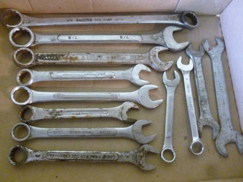 lot 307 image: Tools