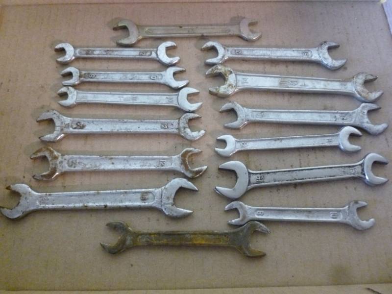 lot 310 image: Tools