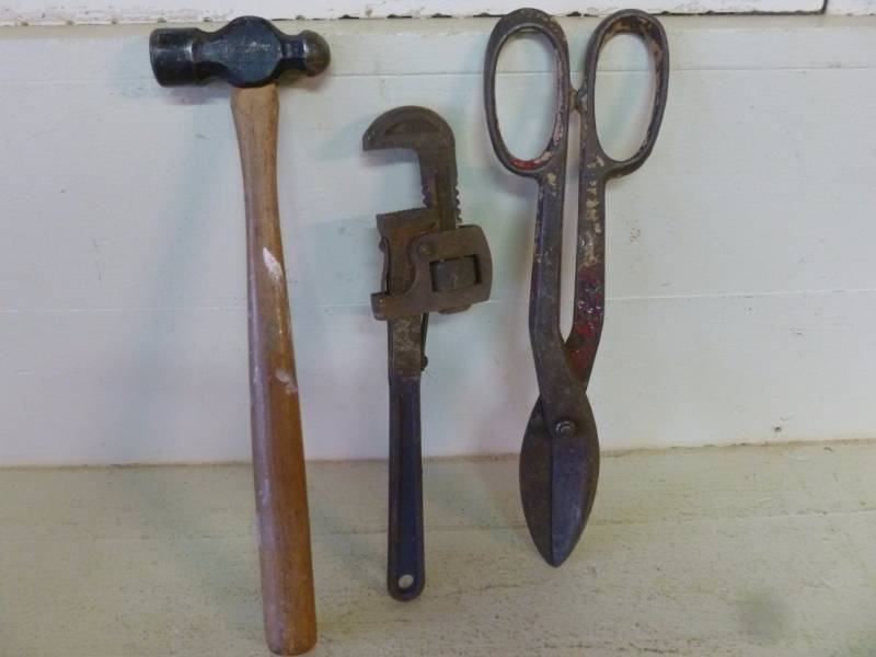 lot 313 image: Tools