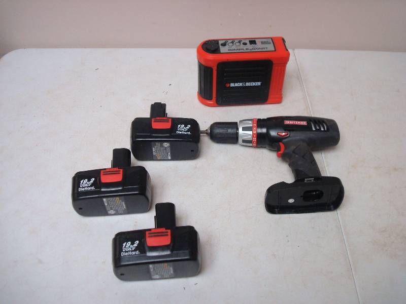 lot 26 image: Craftsman Drill And Batteries And Black Decker Simple Start, Drill Works, Other Item Untested