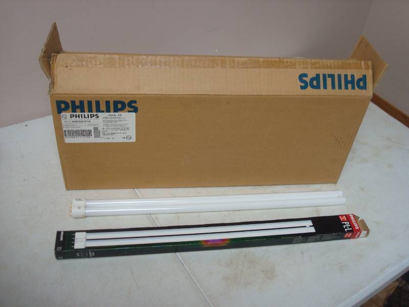 lot 35 image: Lot Of Fluorescent Lights Bulbs, Unused