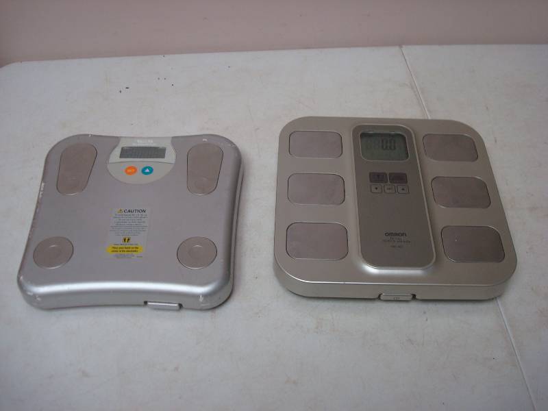 lot 47 image: Pair Of Digital Scales