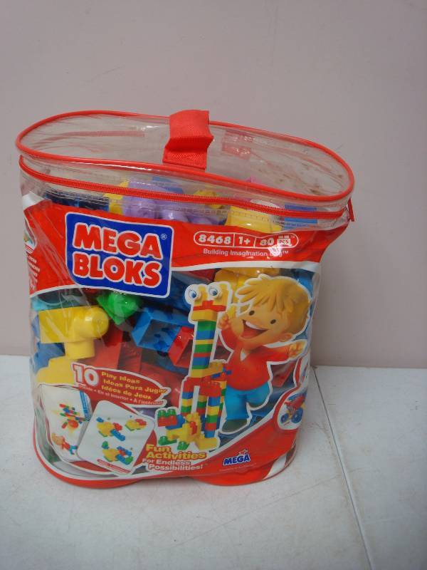 lot 99 image: Bag Of Mega Blocks, Used
