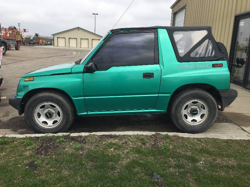 1994 GEO TRACKER