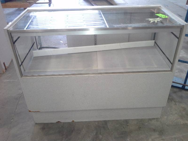 Lot of (2)Lighted Display Cases
