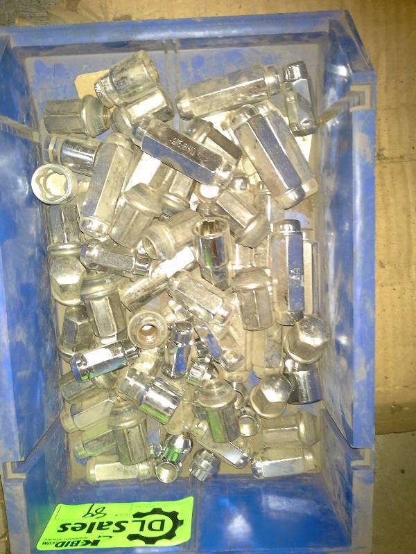 Lugs Nuts