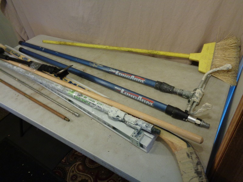 lot 98 image: Long Handle Tools