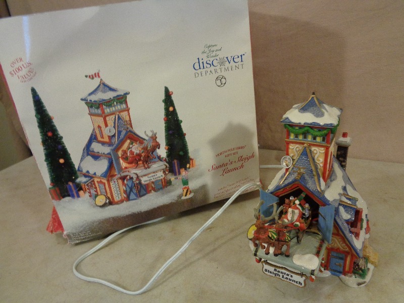 lot 120 image: Dept 56 House