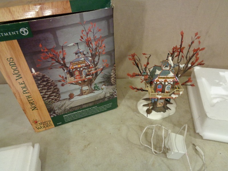 lot 123 image: Dept 56 House