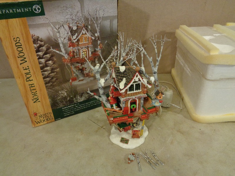 lot 128 image: Dept 56 House