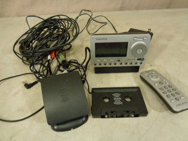 lot 171 image: Delphi XM Radio Receiver and More