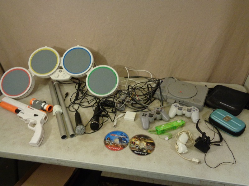 lot 179 image: Gaming Electronics
