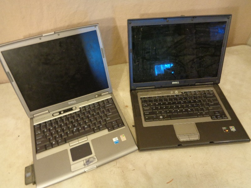 lot 186 image: 2 Laptop Computers