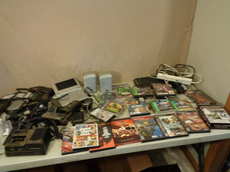 lot 200 image: Dvds, Video Games, and More
