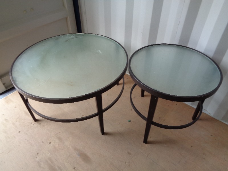 lot 21 image: Coffee Table and End Table