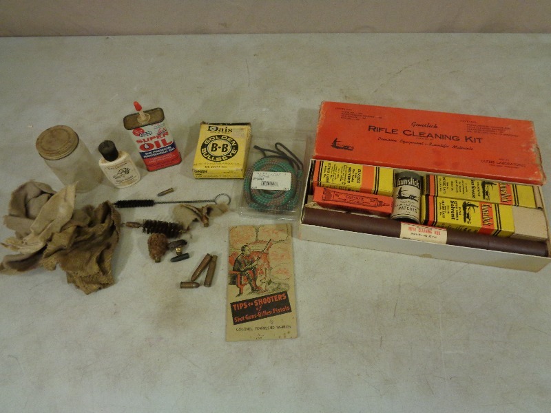 lot 47 image: Modern and Vintage Gun Cleaning Supplies