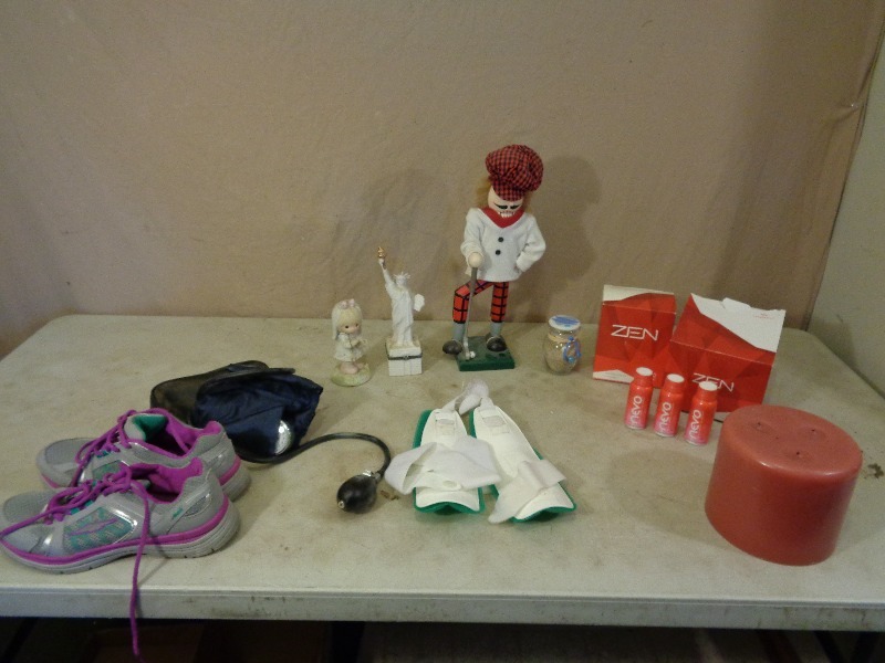 lot 218 image: Collectibles, Avia Shoes, and More
