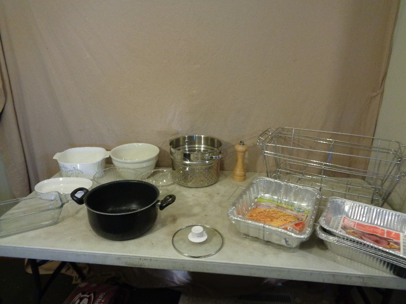 lot 239 image: Anchor Hocking Fire King Pan, Pyrex Bowl, and More