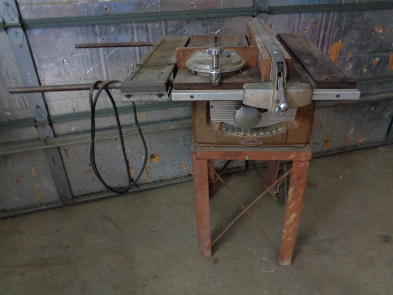 lot 36 image: Craftsman Table Saw