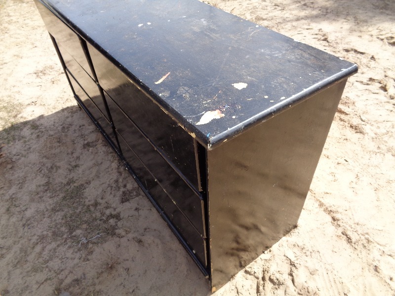 lot 25A image: 6 Drawer Dresser