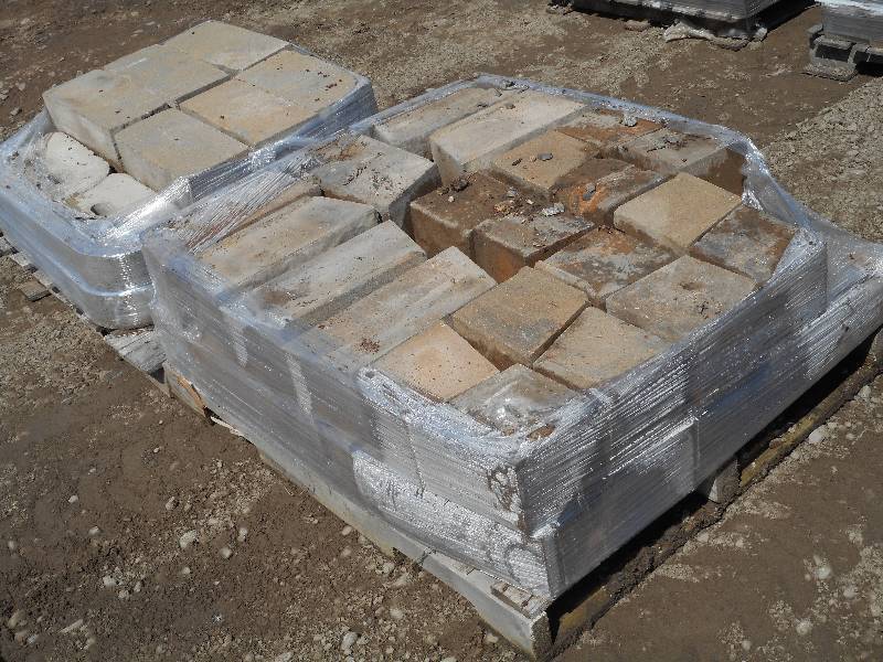 (2) Partial Pallets Of 6 Thick Non-Tumbled Wall Block