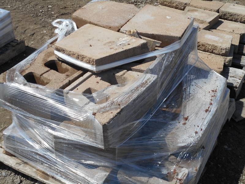 (2) Partial Pallets Of Assorted Retaining Wall Block & Caps