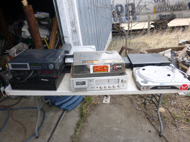 lot 47 image: Miscellaneous Electronic Items