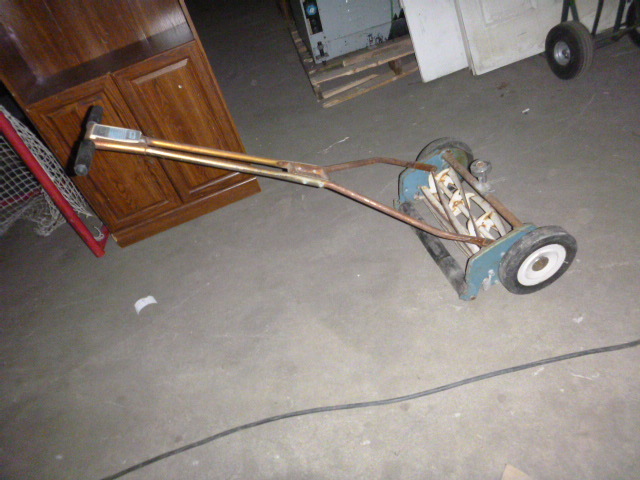 lot 62 image: Vintage Sears Reel Mower