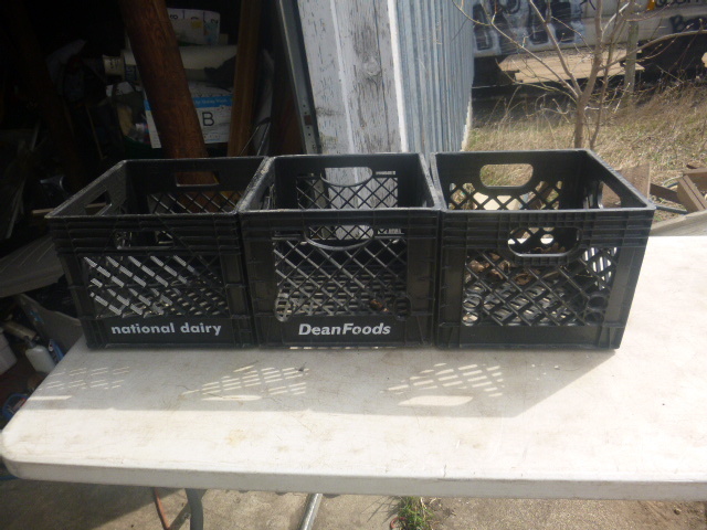 lot 73 image: 3 Crates