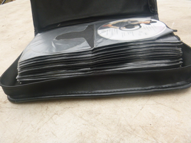 lot 102 image: Miscellaneous CDs