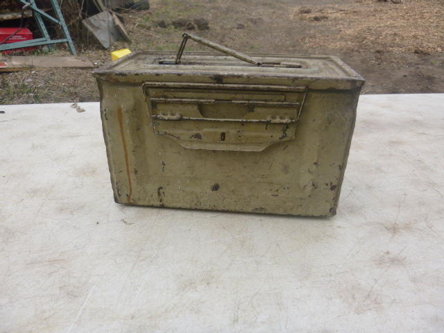 lot 106 image: Metal Ammo Box