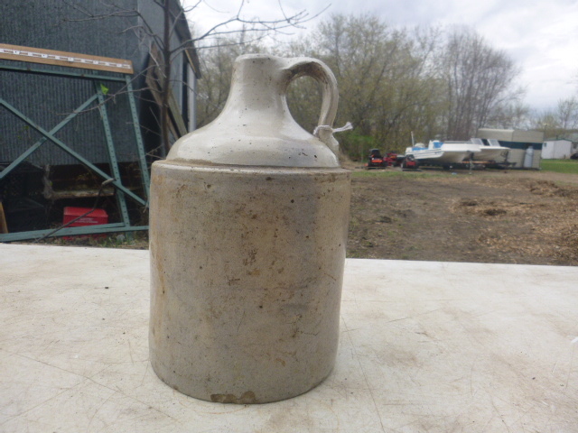 lot 112 image: Vintage Jug