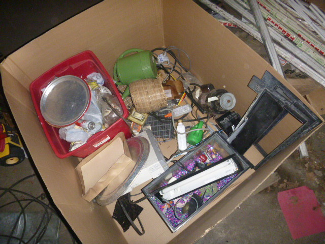 lot 128 image: Miscellaneous Items