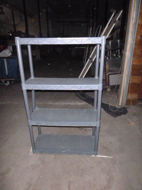 lot 163 image: 4 Tier Plastic Shelf