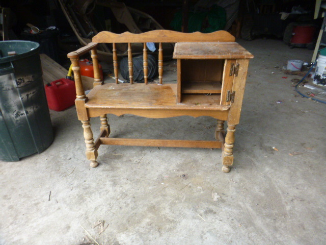 lot 198 image: Vintage Bench