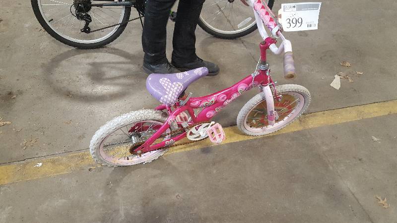 lot 399 image: Kids Pink Barbie Bike, 12 Rim