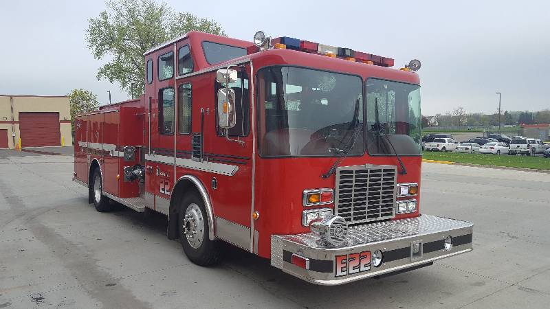 lot 1 image: 1997 HME Pumper Fire Truck