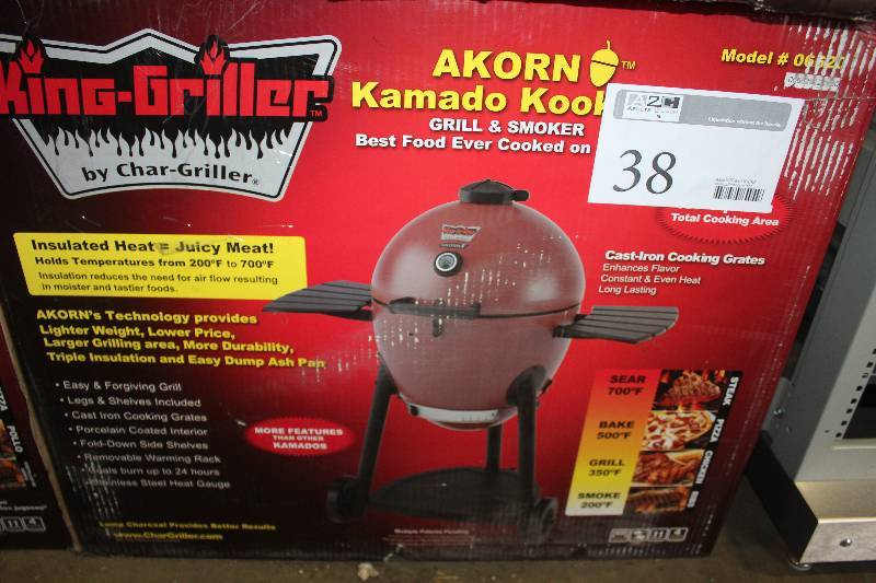 lot 38 image: Char-Griller King-Griller Akorn Komado Kooker Grill & Smoker