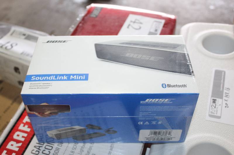 lot 47 image: Bose SoundLink Mini Bluetooth Speaker