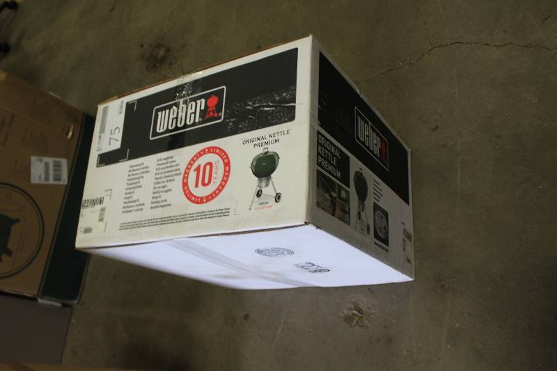 lot 75 image: Weber Original Kettle Premium 22 Charcoal Grill