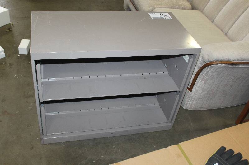 lot 76 image: 2-Shelf Metal Book Case