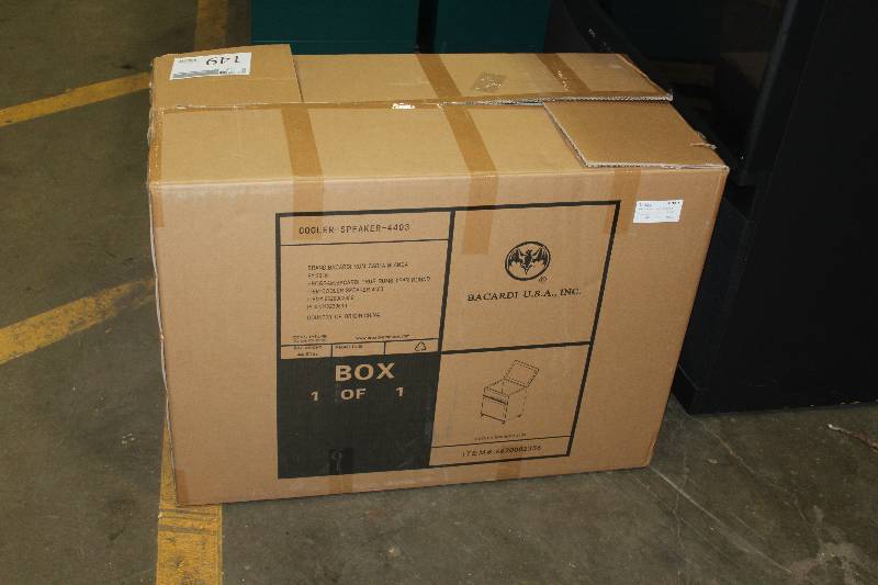 lot 149 image: Bacardi LOGO Cooler Speaker