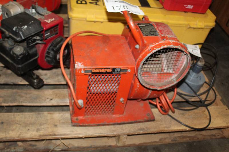 lot 178 image: General Inc. Gas Compressor